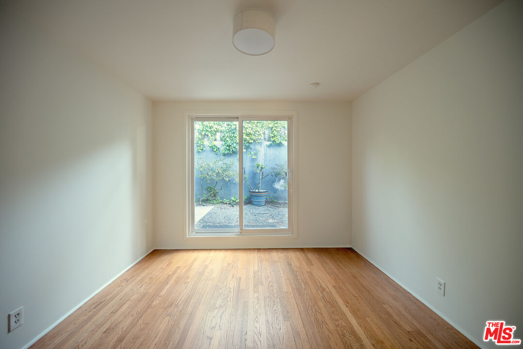 4141 Verdugo View Dr