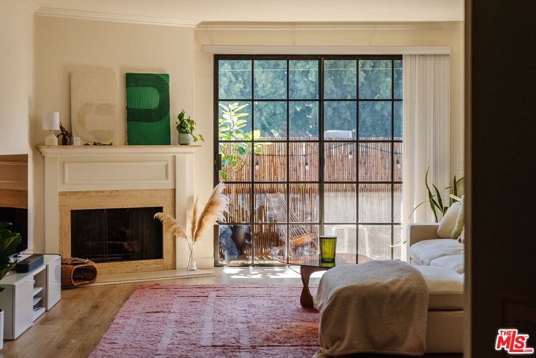 10336 Almayo Ave Unit: 203