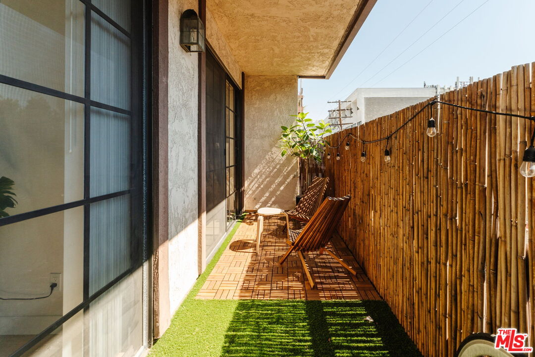 10336 Almayo Ave Unit: 203