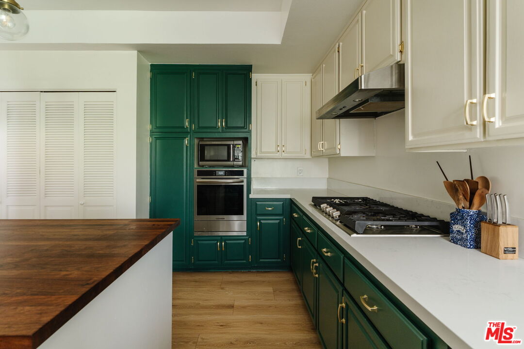 10336 Almayo Ave Unit: 203