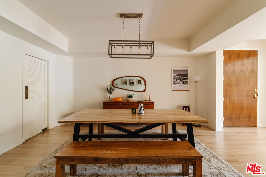 10336 Almayo Ave Unit: 203