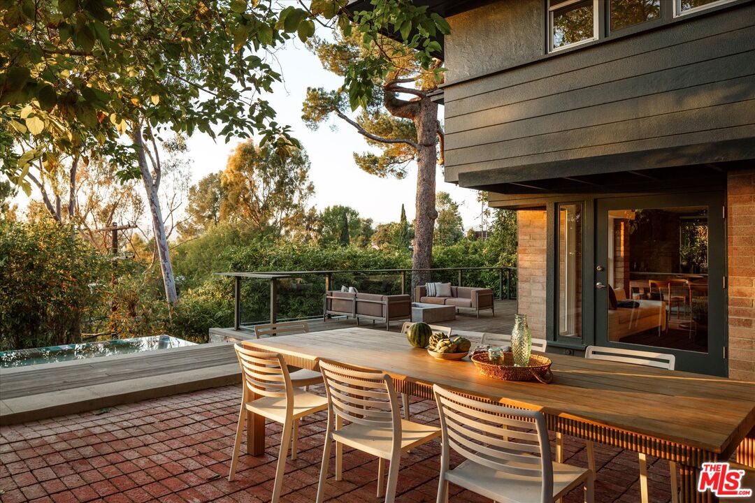 3966 San Rafael Ave