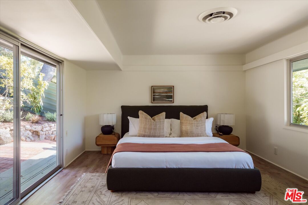 3966 San Rafael Ave