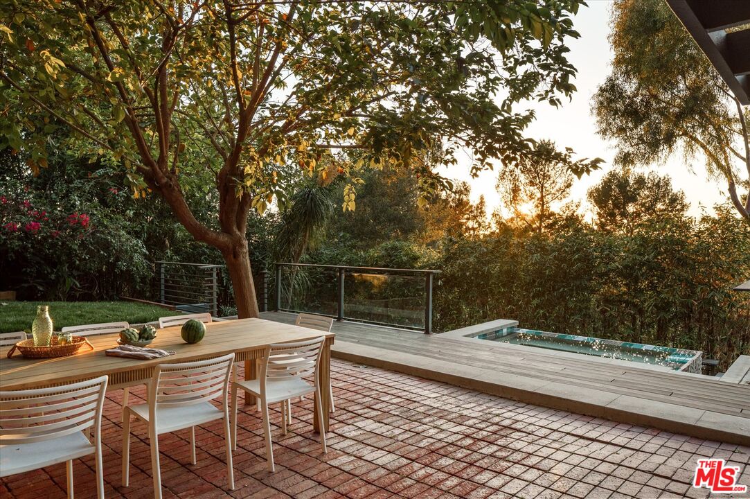 3966 San Rafael Ave