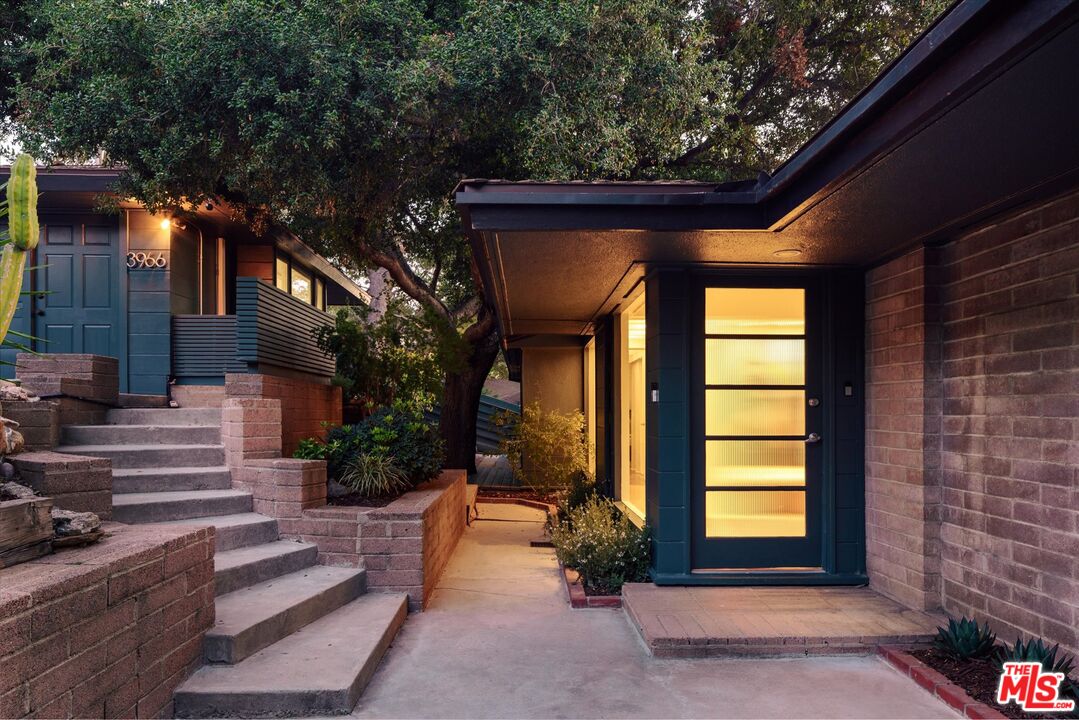 3966 San Rafael Ave
