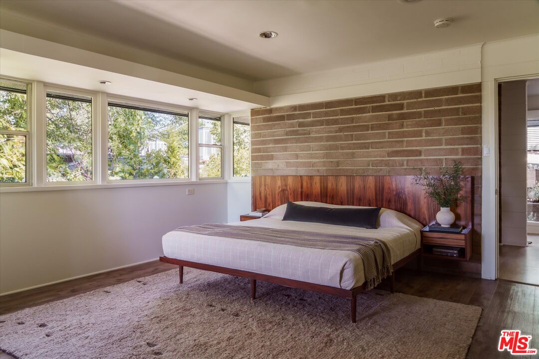 3966 San Rafael Ave