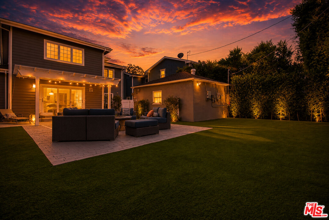 4309 Kraft Ave
