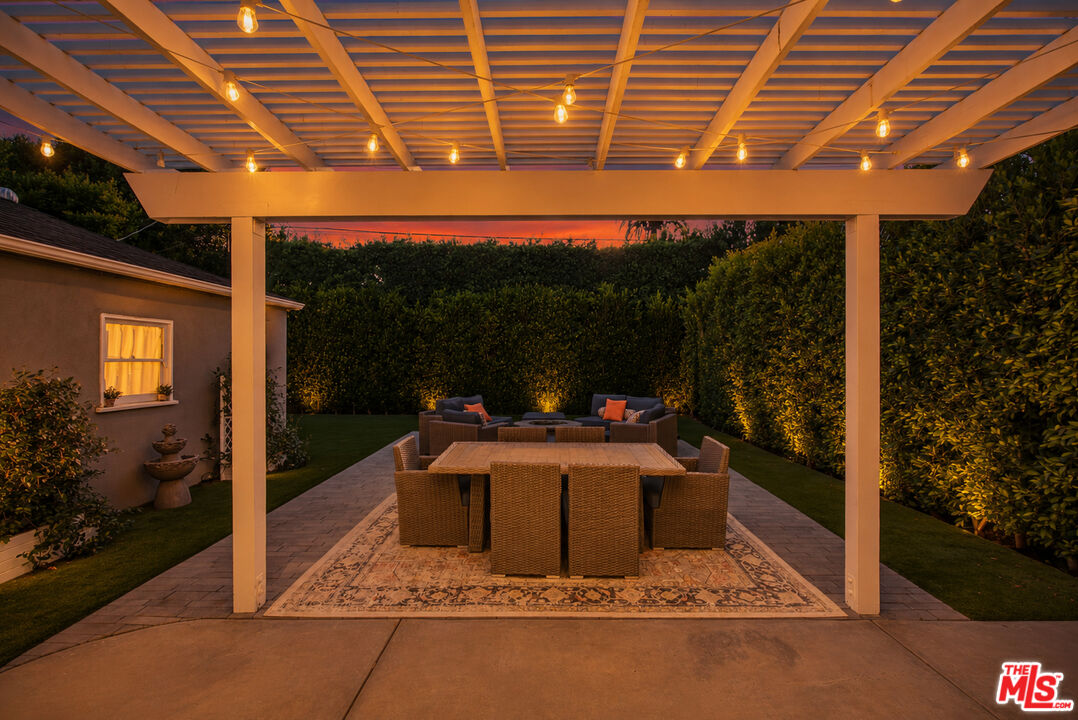 4309 Kraft Ave