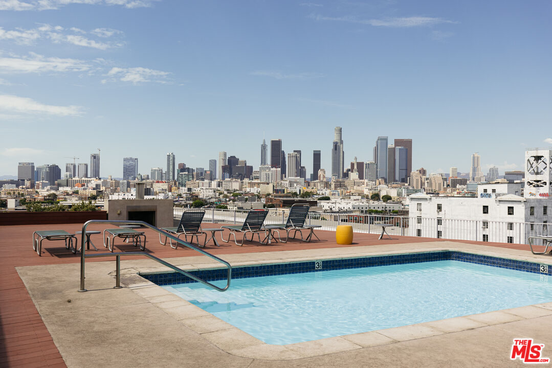 1855 Industrial St Unit: 307