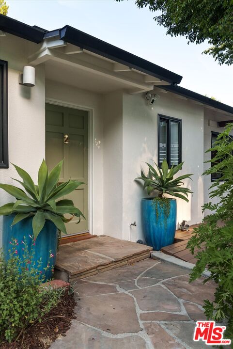 2246 Lyric Ave
