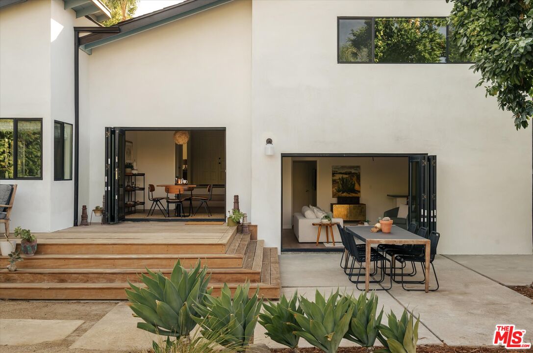 420 S Reese Pl