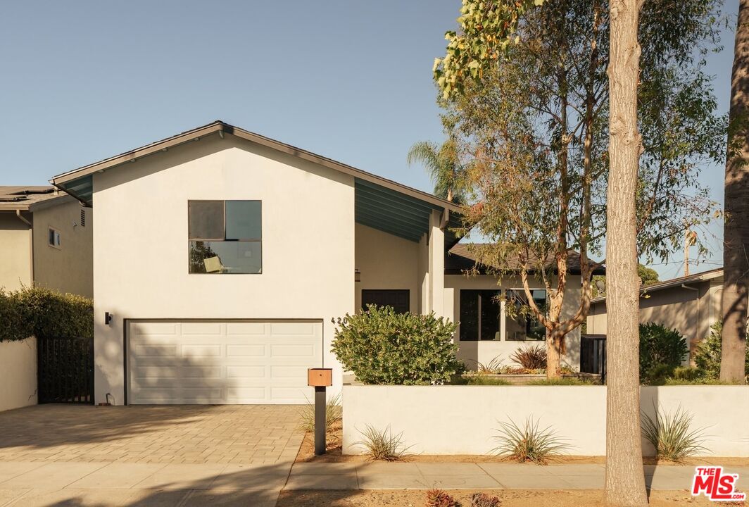 420 S Reese Pl