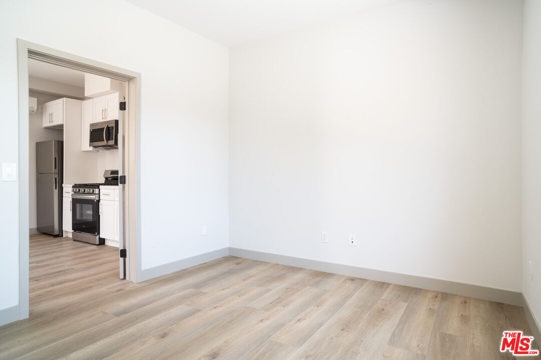 2223 Clifford St Unit: 104