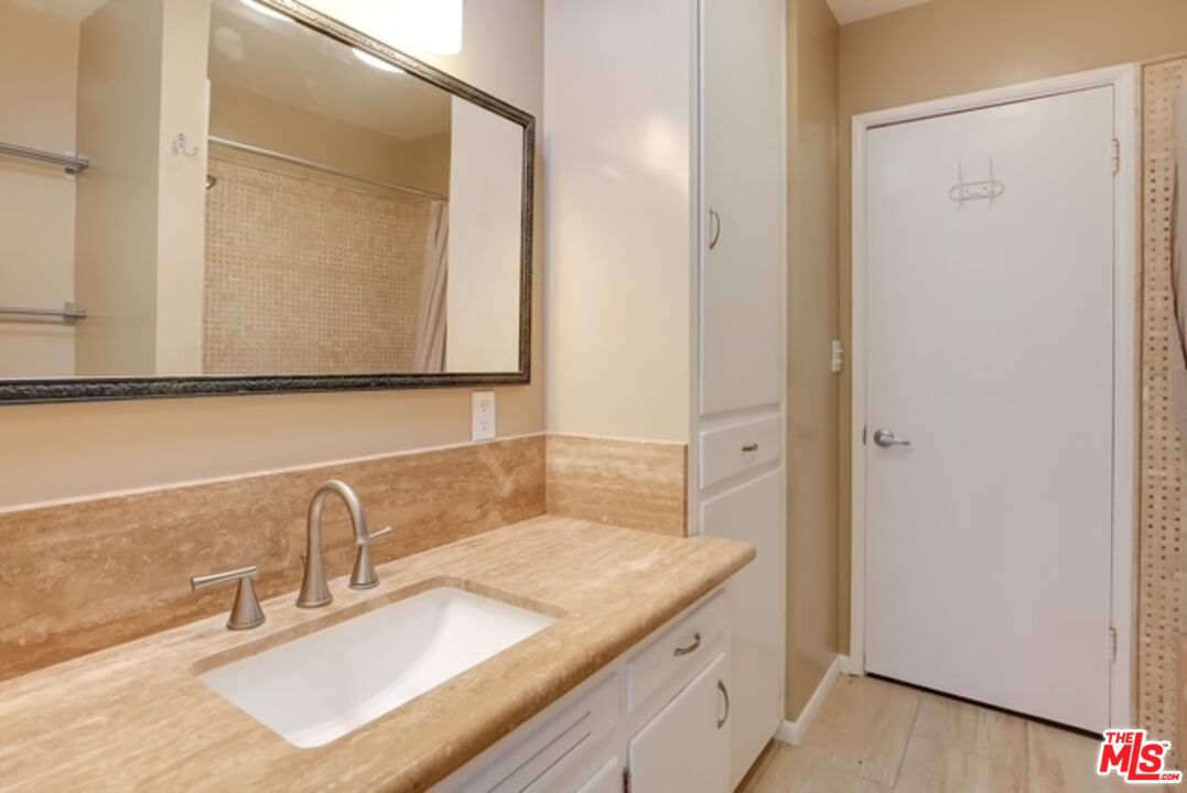 112 Crestview Ln