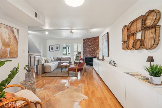 2976 Avenel Terrace