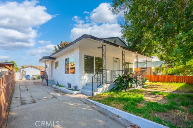 2250 Dorris Pl
