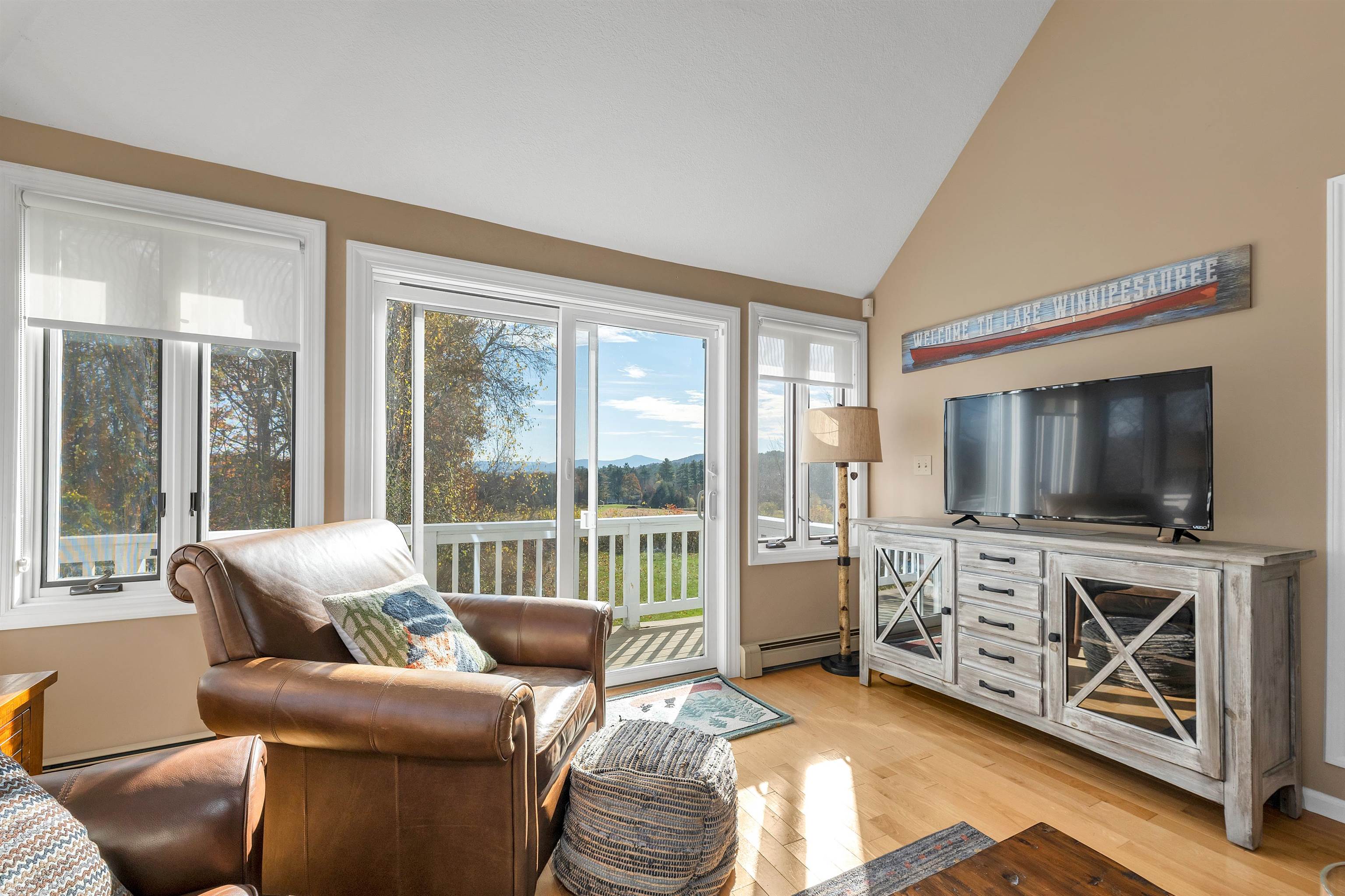 17 Hawk Ridge Road