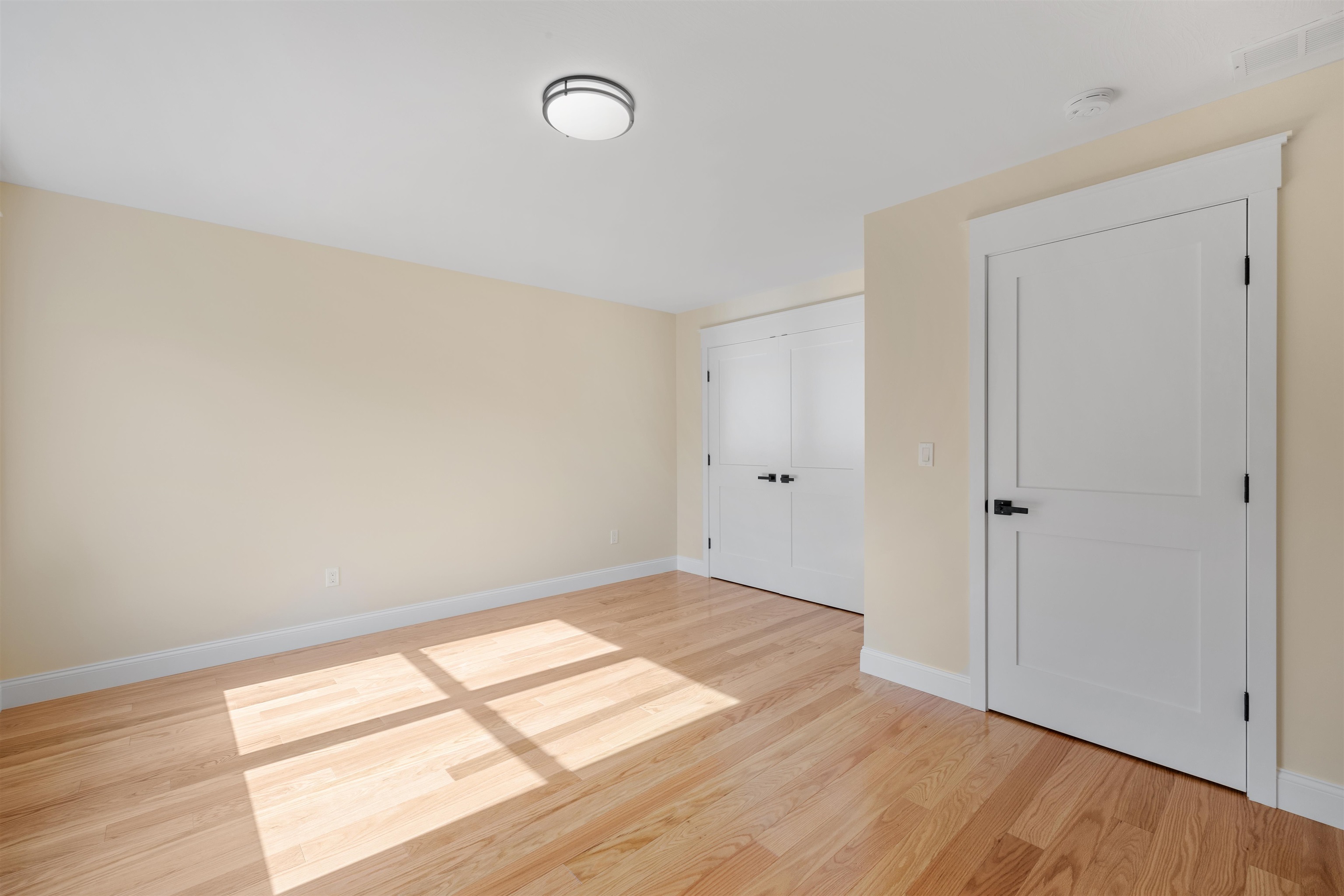 1480 Old North Main Street Unit: 27