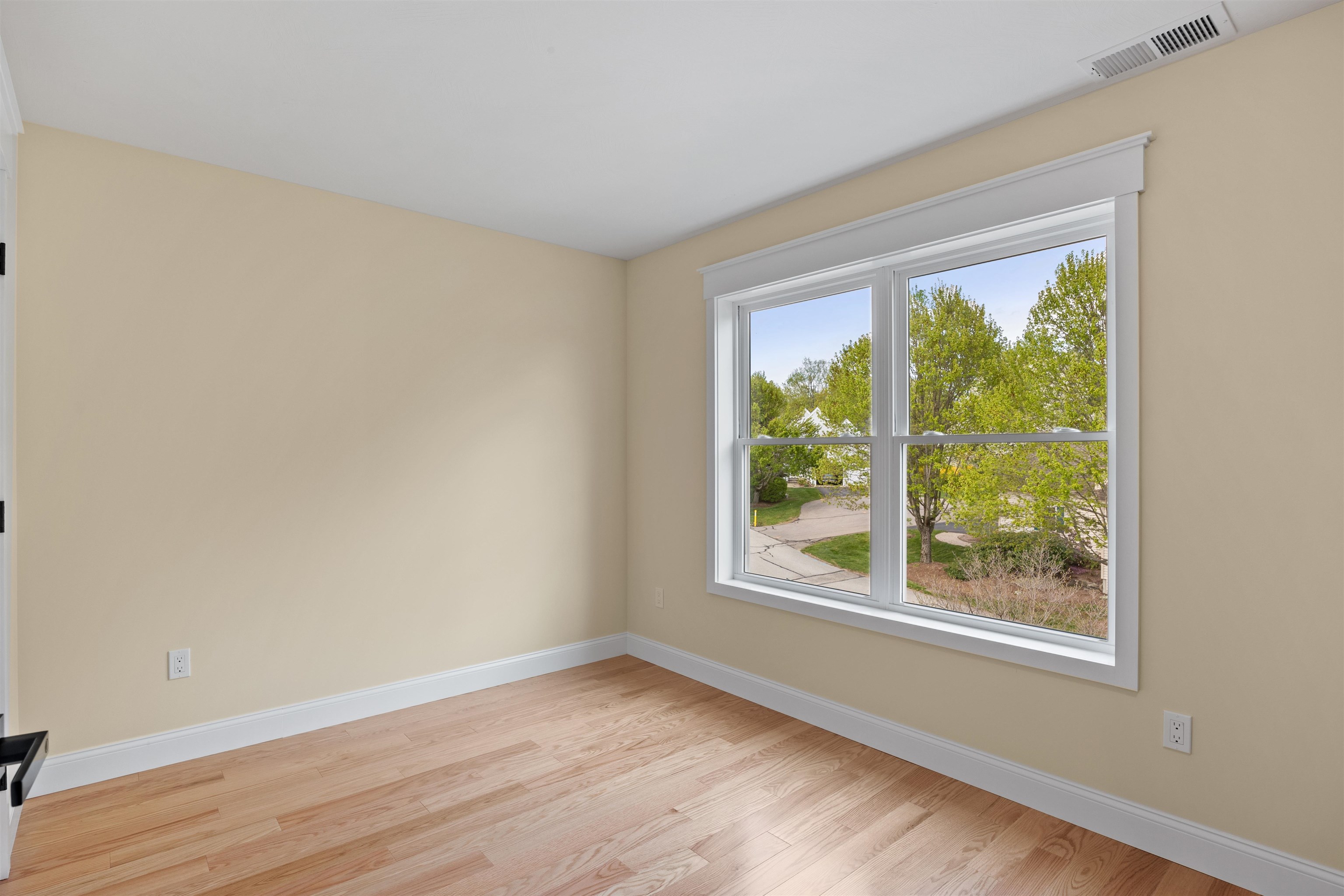 1480 Old North Main Street Unit: 27