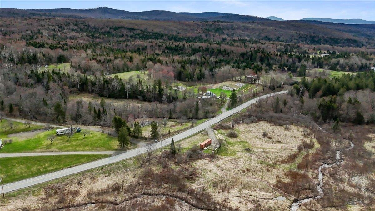 6847 Vermont Route 122