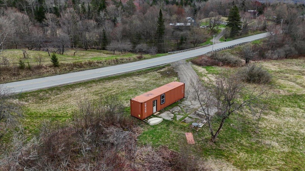 6847 Vermont Route 122