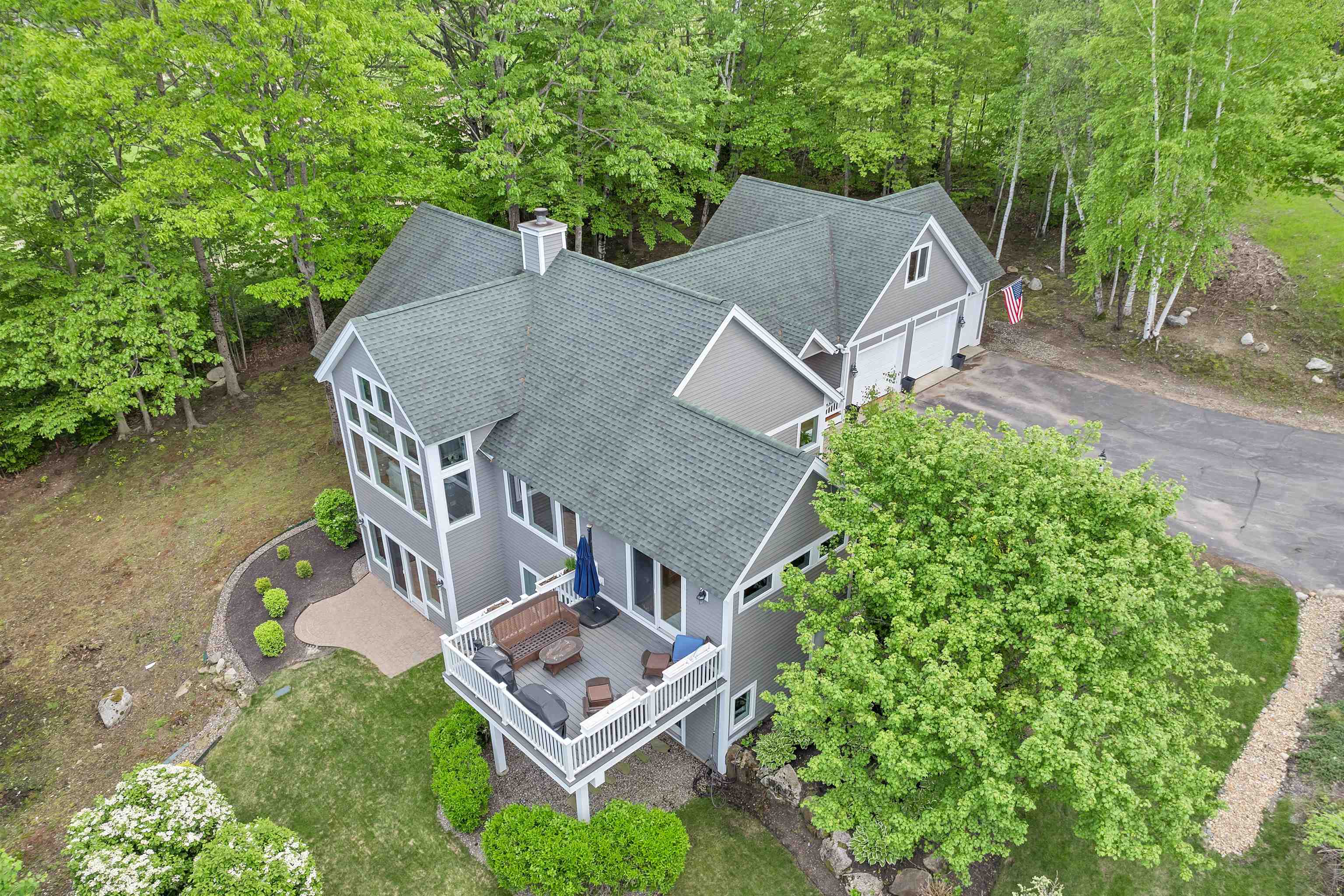 5 Falcon Lane