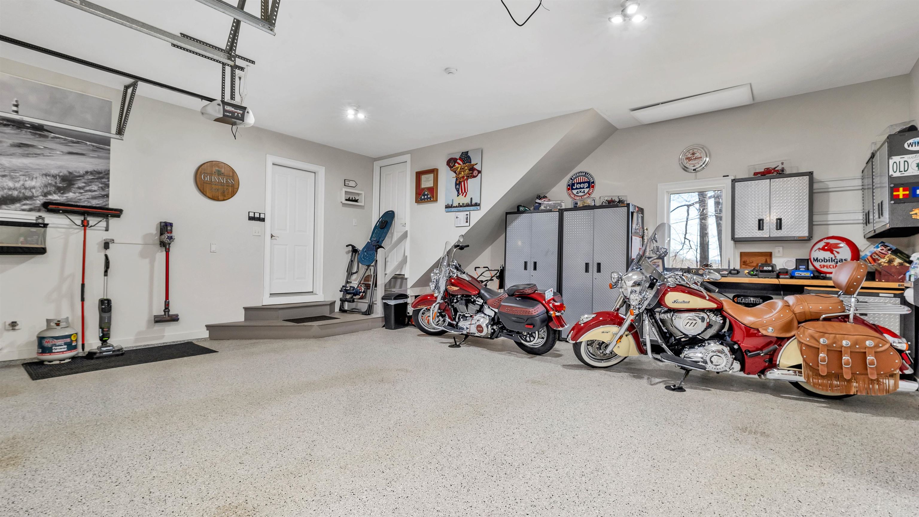 5 Falcon Lane