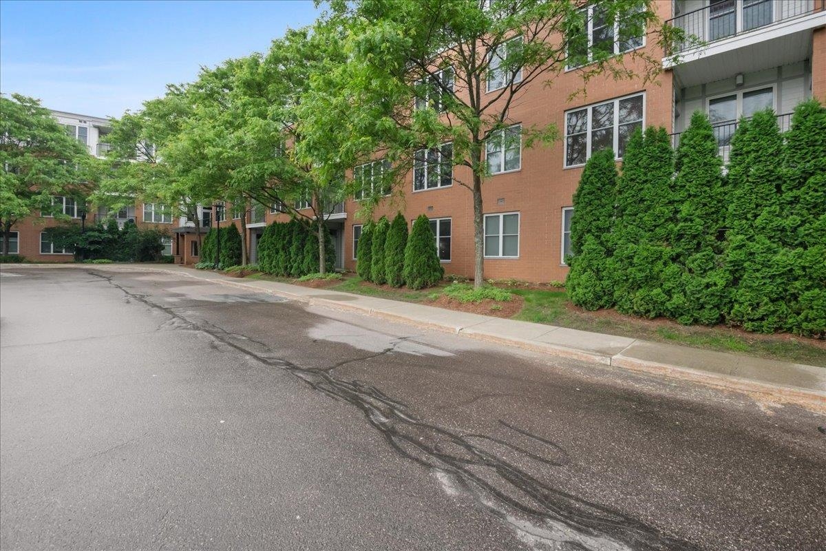 370 Farrell Street Unit: 217
