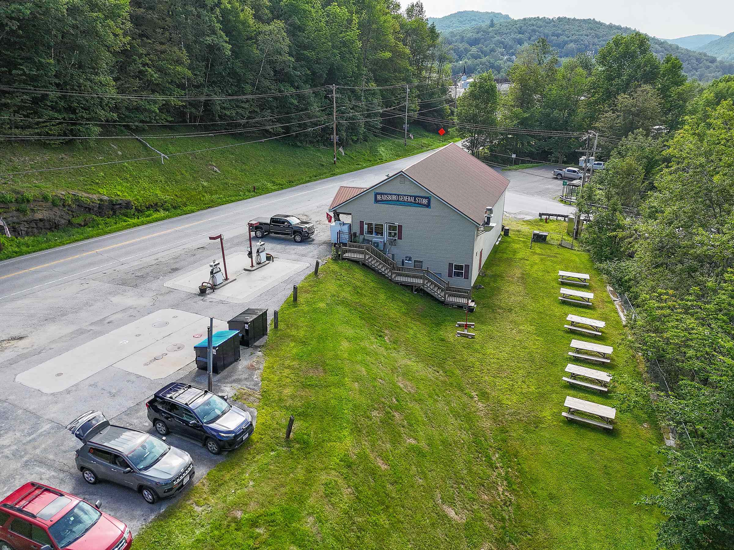 6828 Main Street