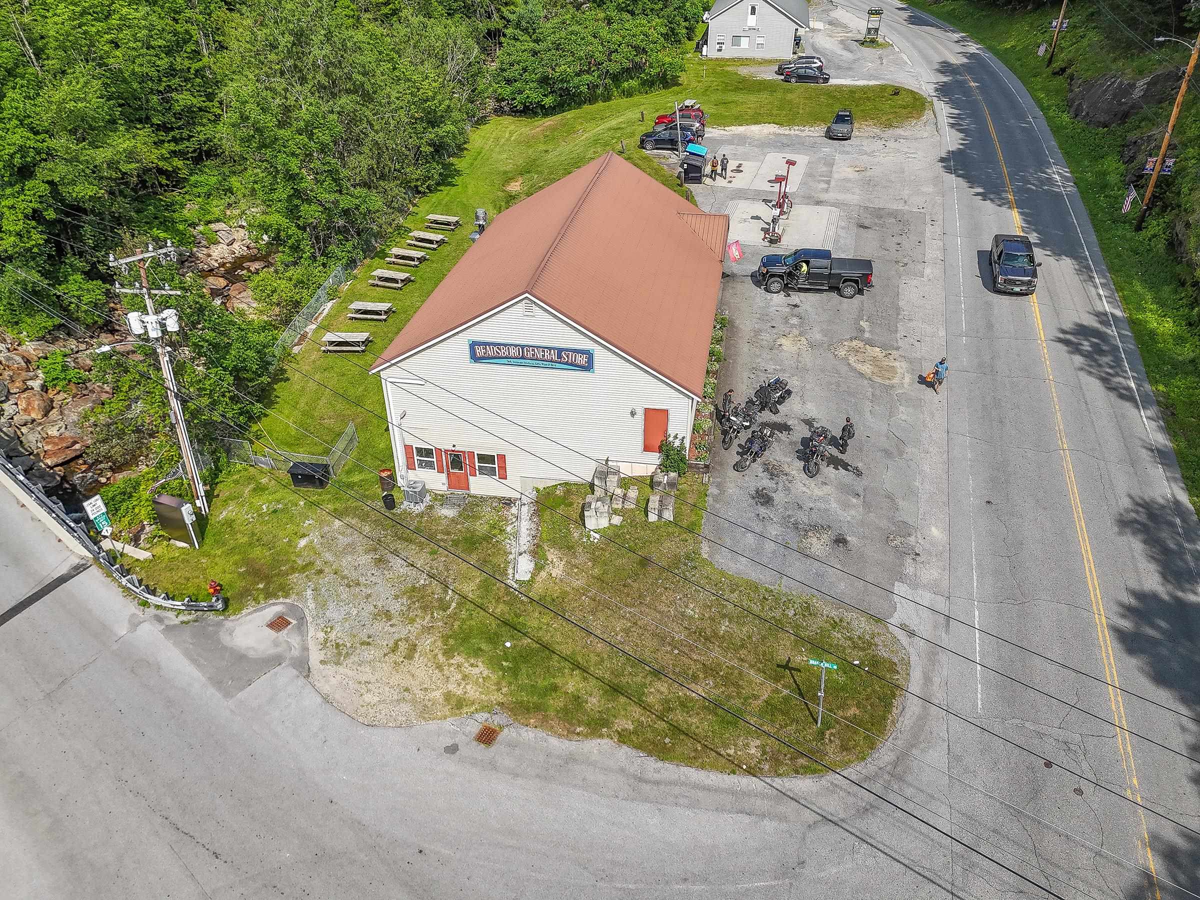 6828 Main Street