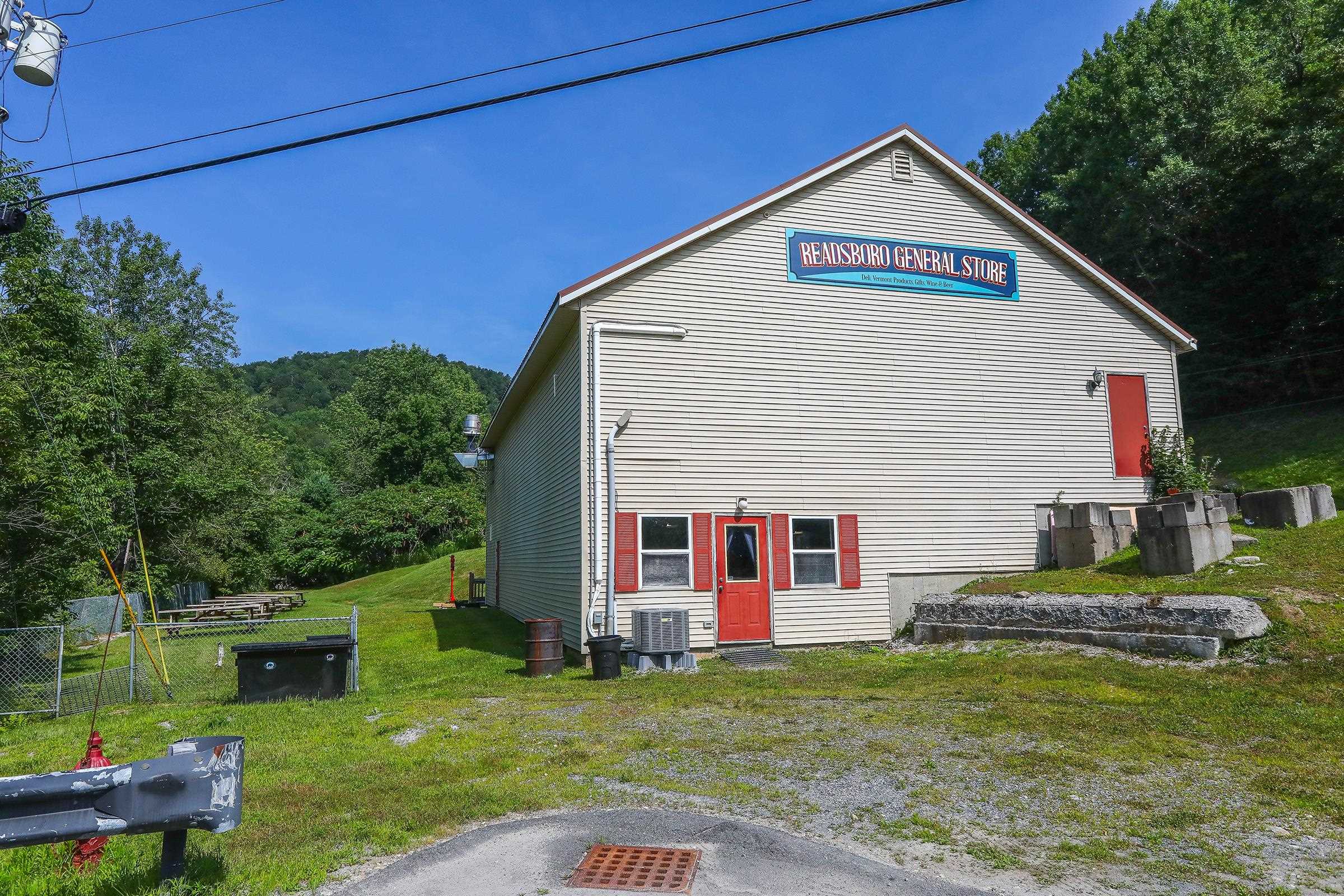 6828 Main Street
