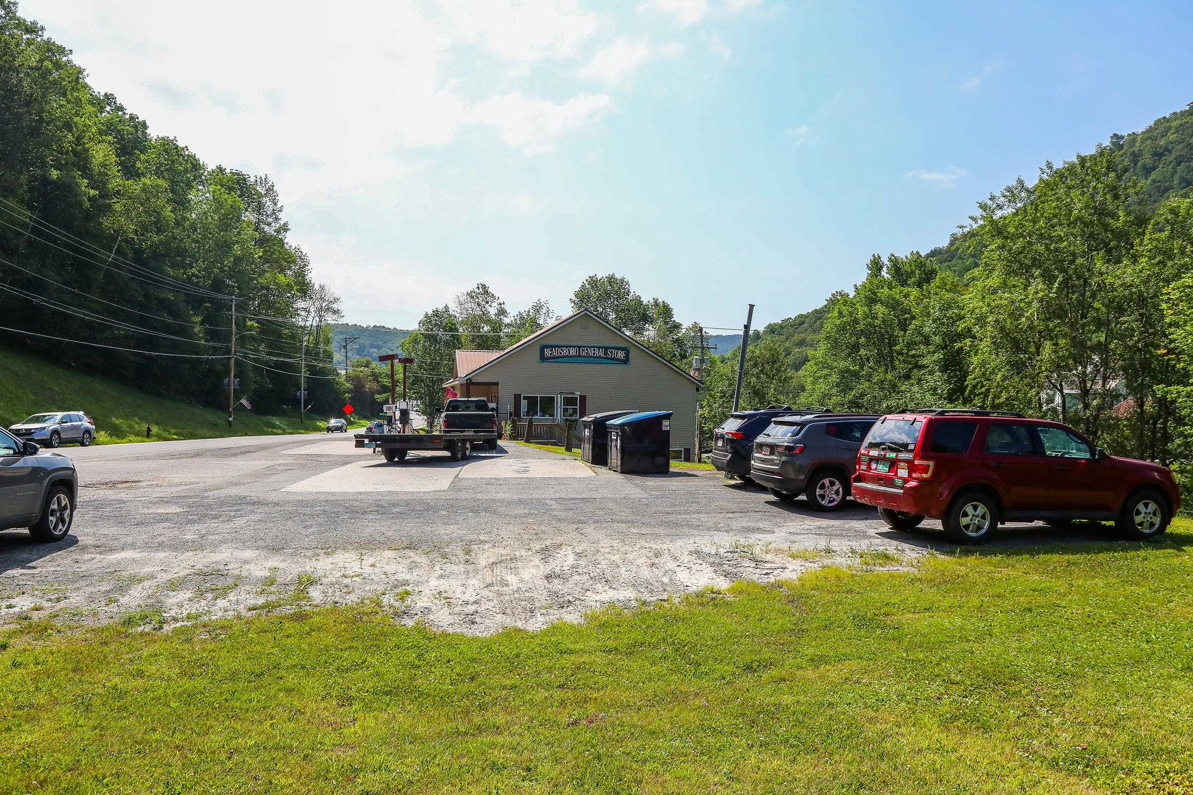 6828 Main Street