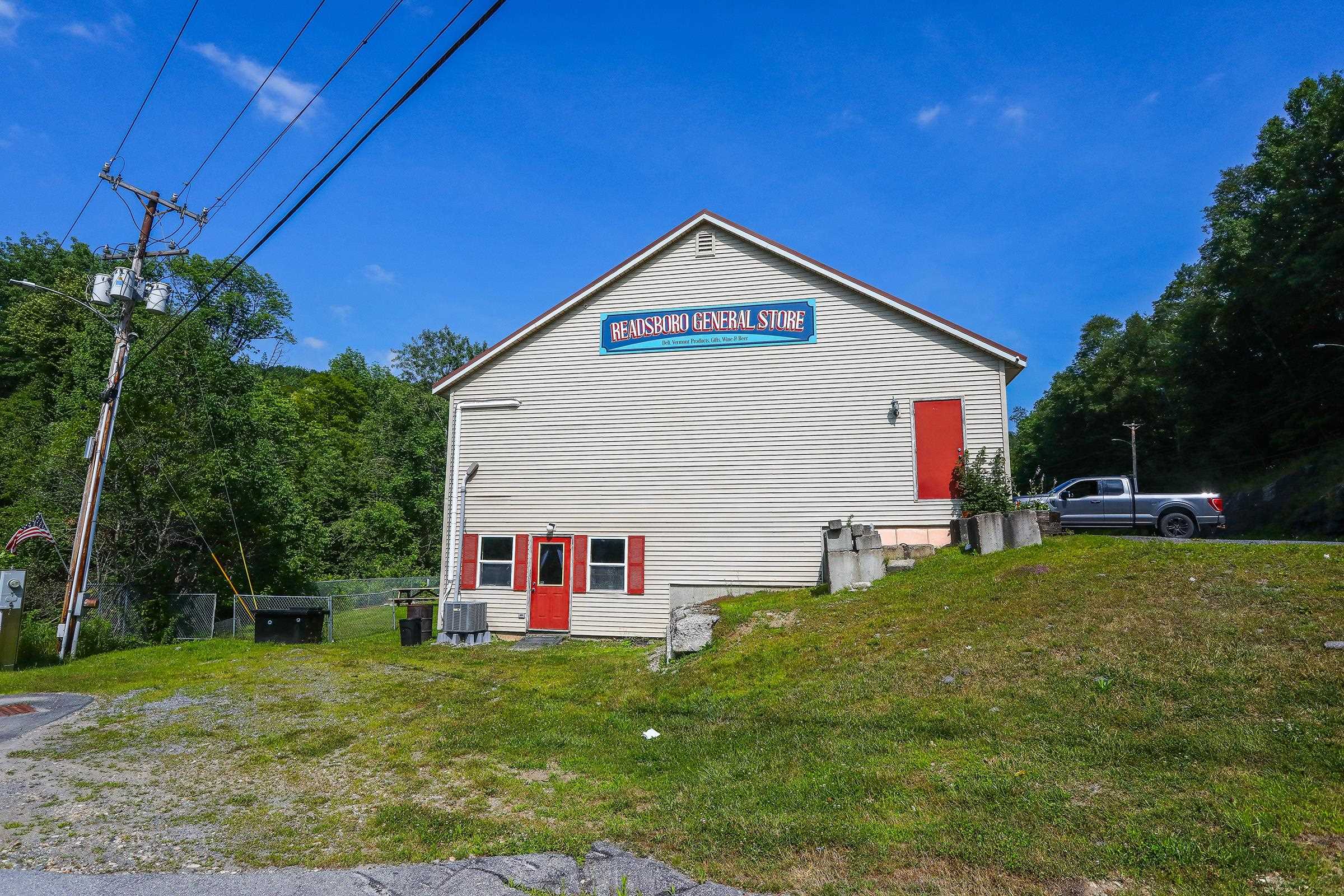 6828 Main Street