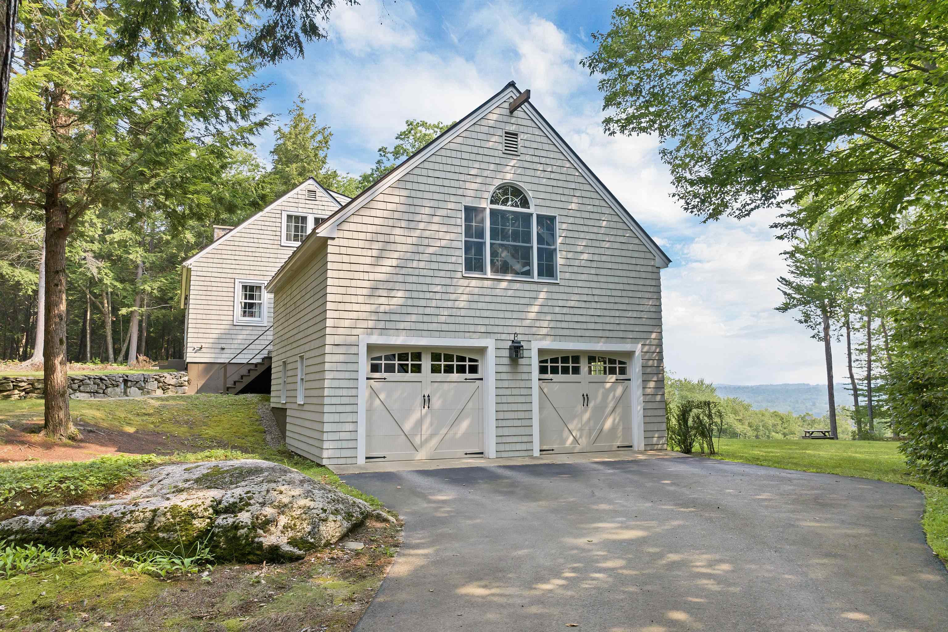 64 & 00 Eagle Ledge Road