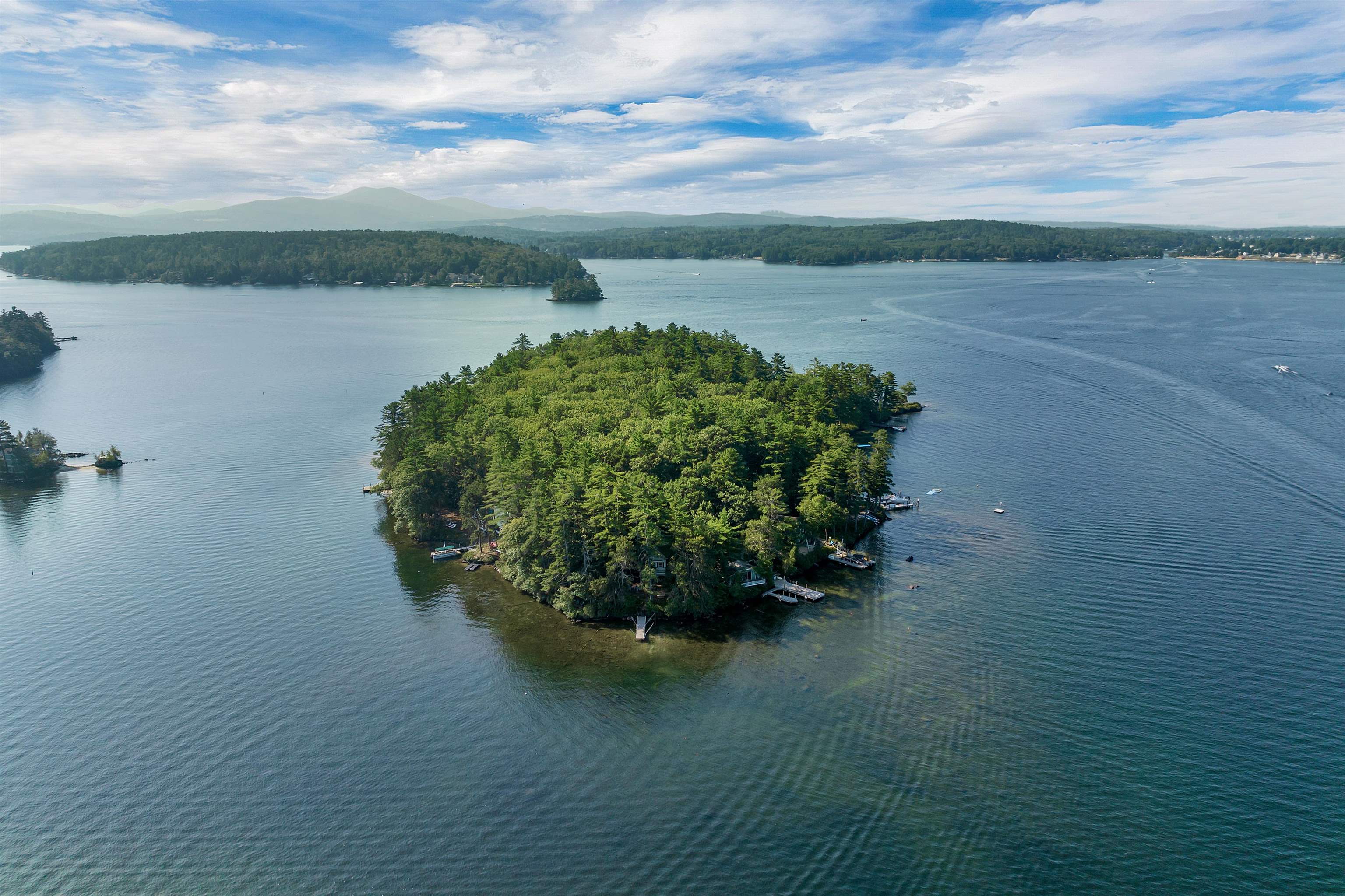 10 Pitchwood Island