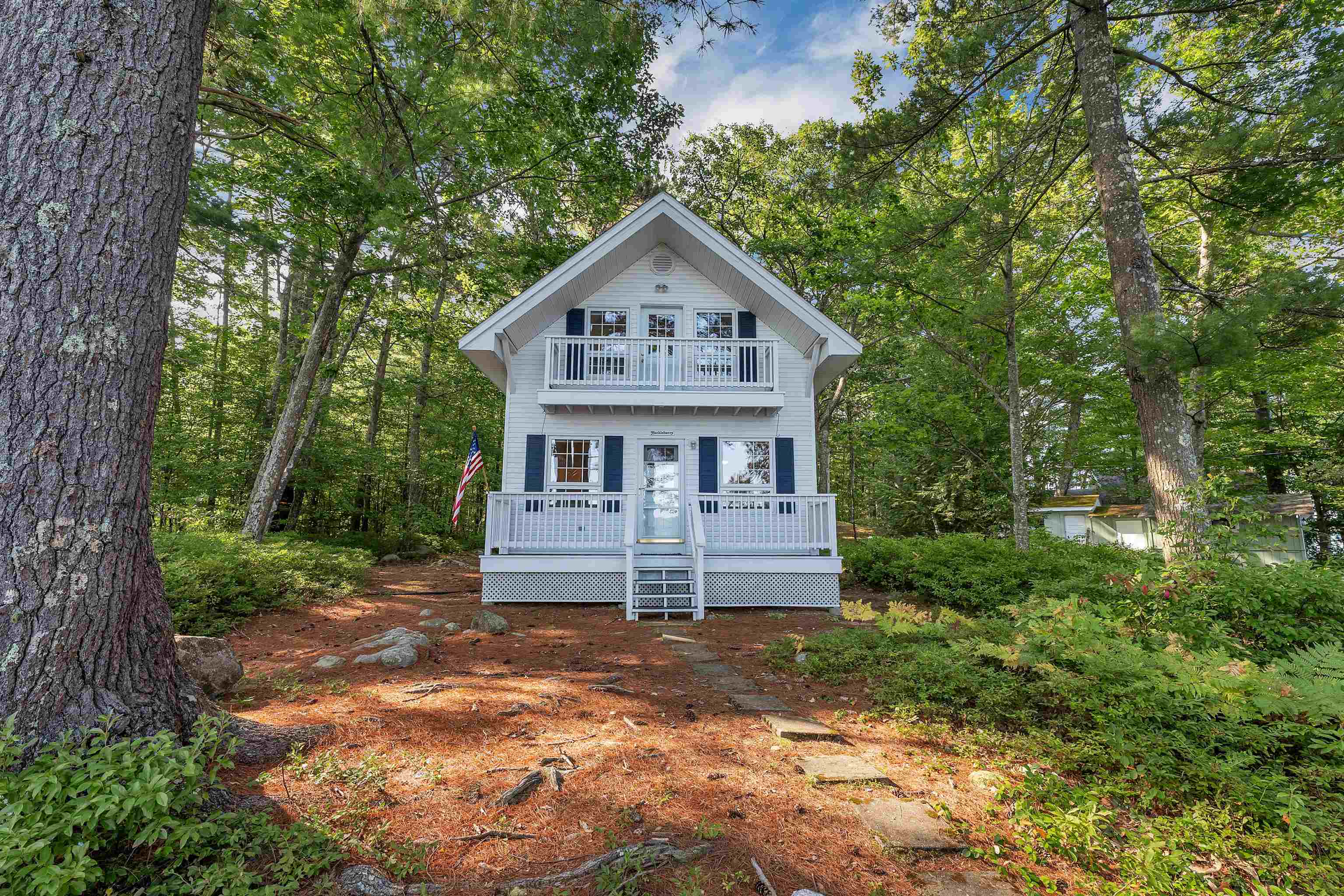 10 Pitchwood Island