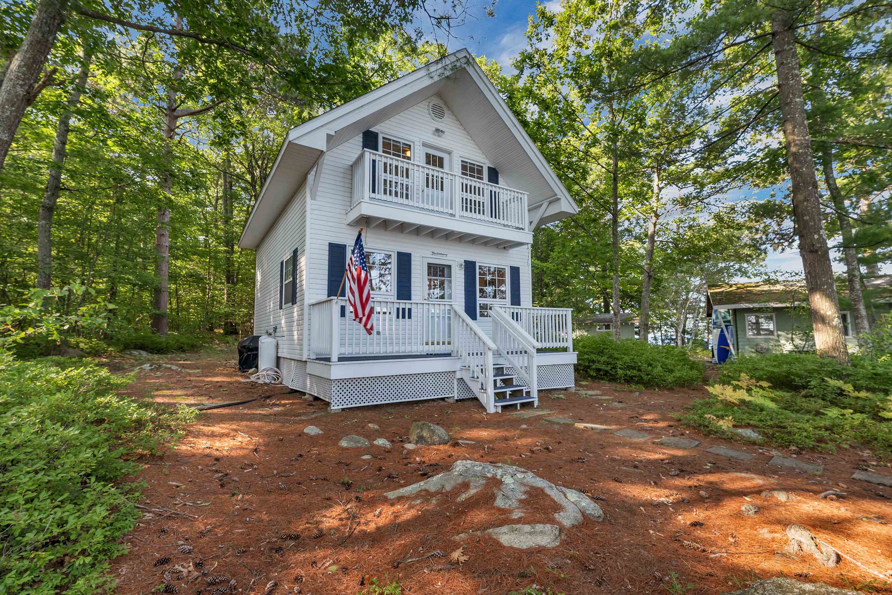 10 Pitchwood Island