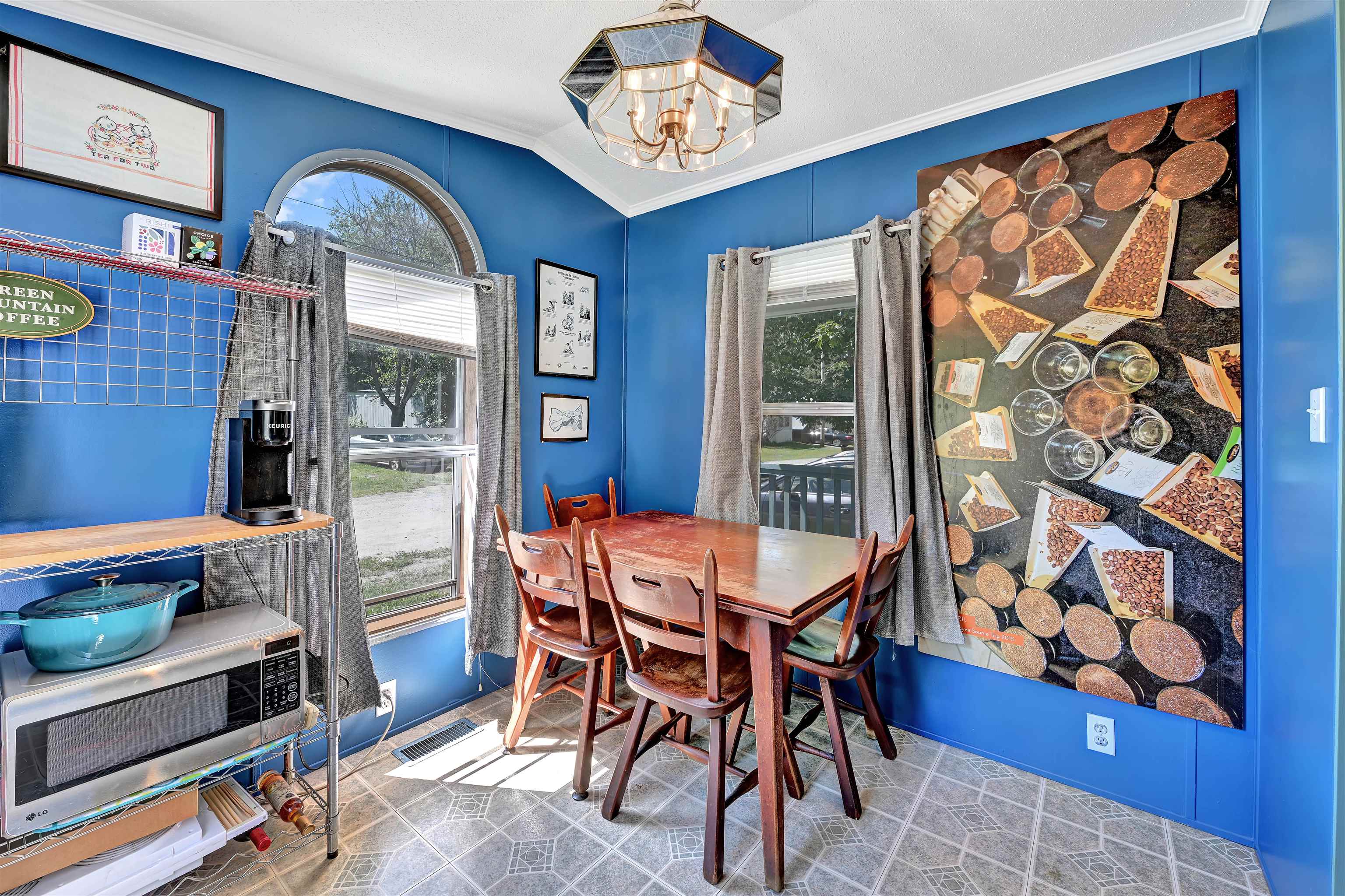 405 Kneeland Flats