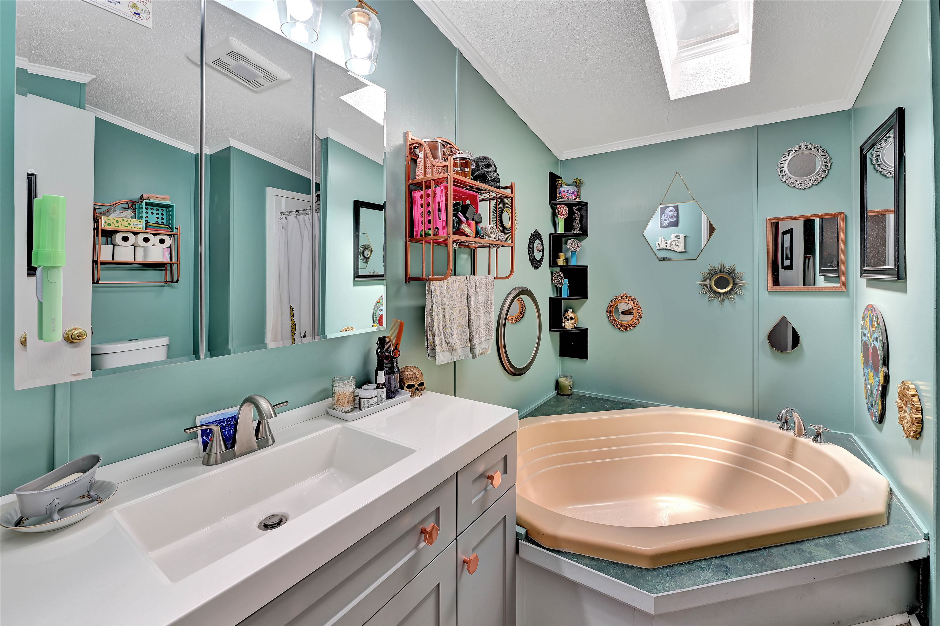 405 Kneeland Flats