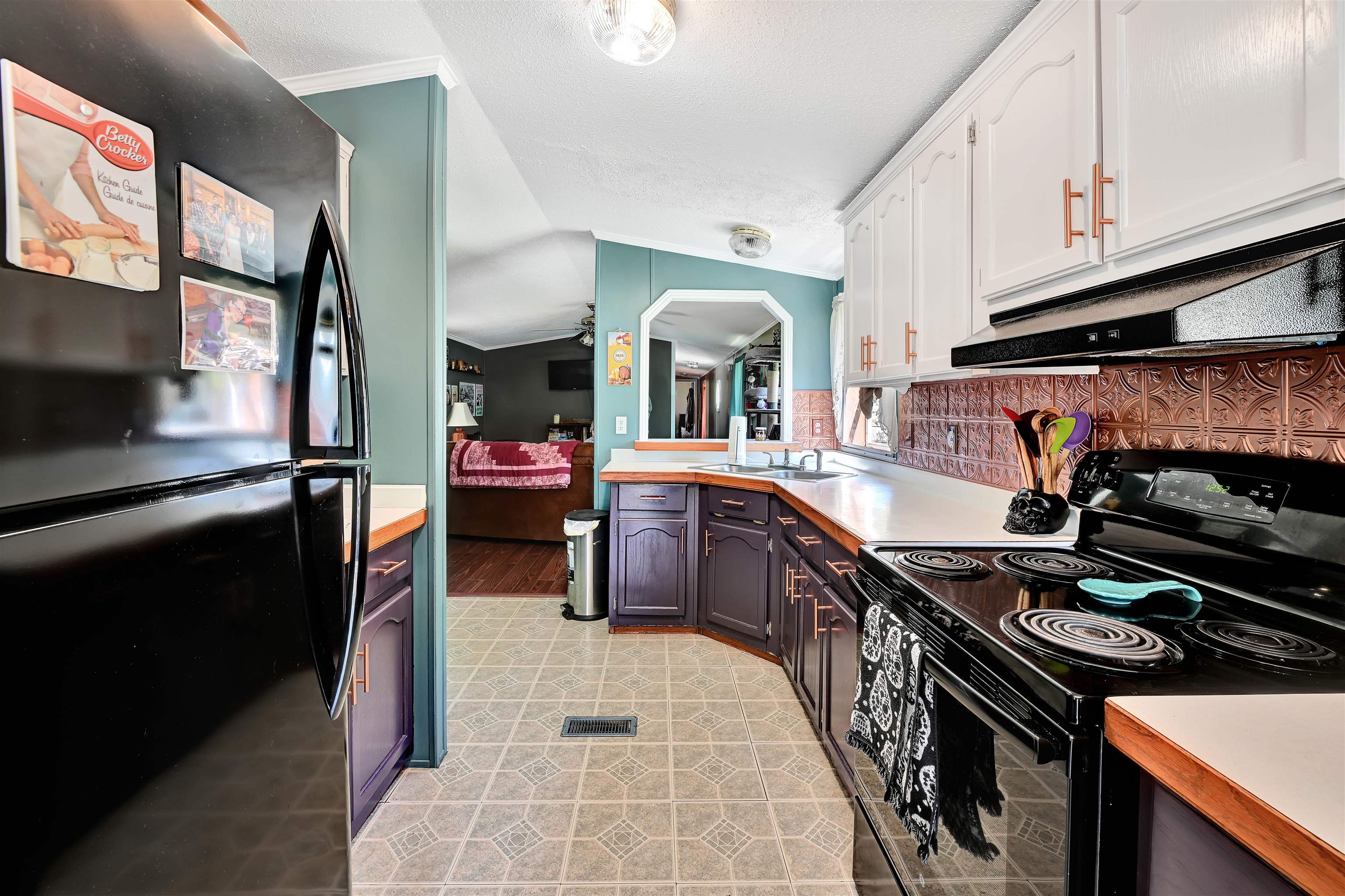 405 Kneeland Flats