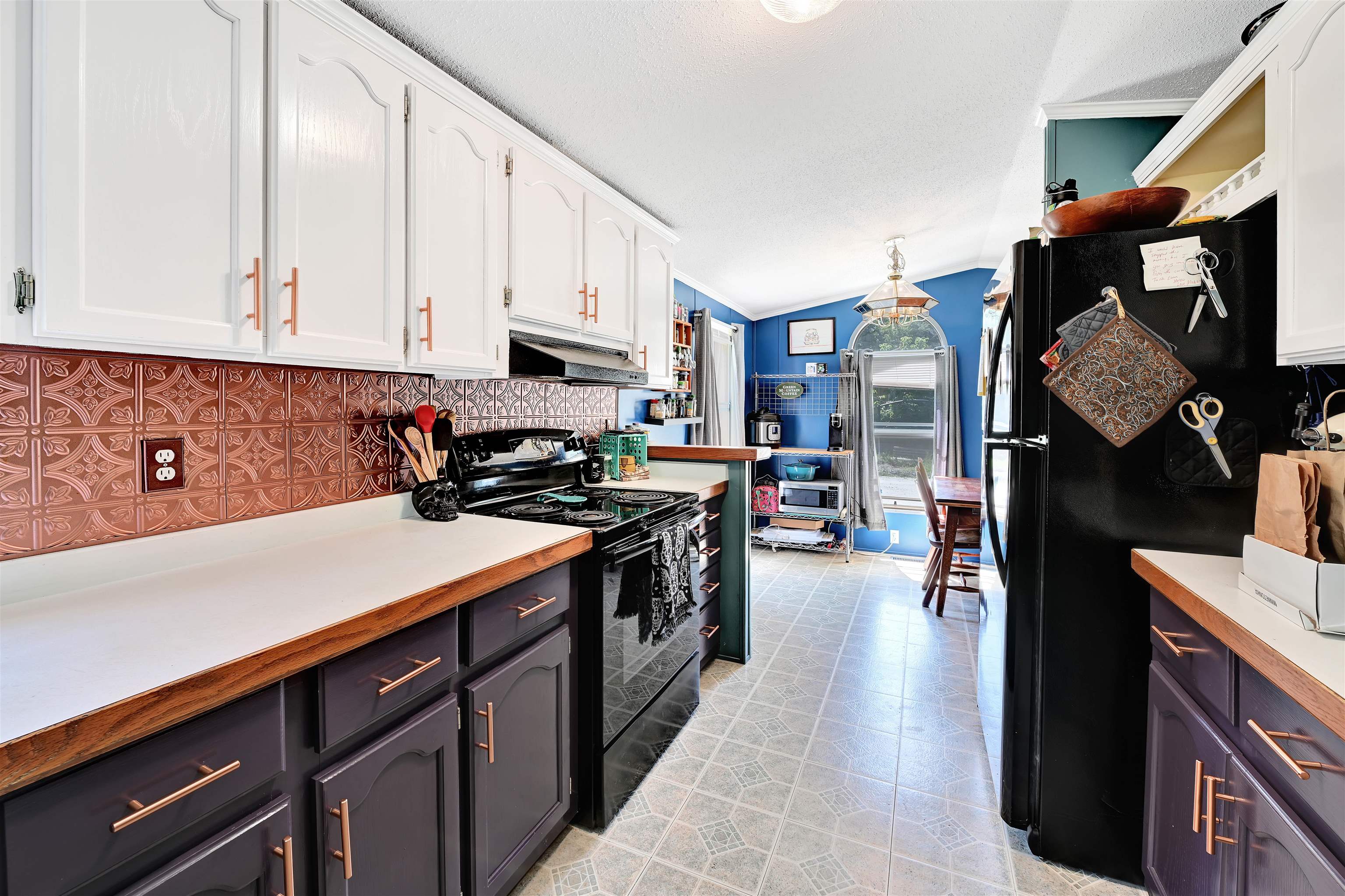 405 Kneeland Flats