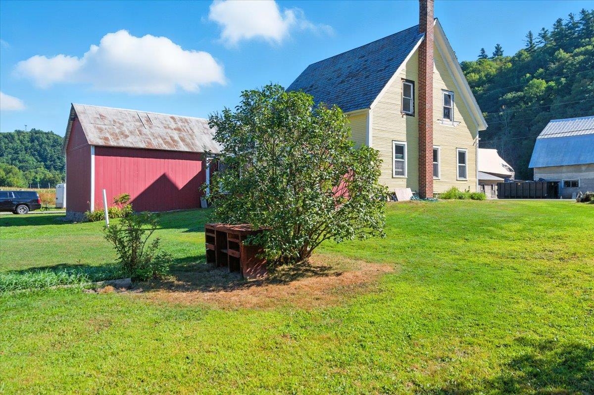 1433 N 116 Road Unit: B