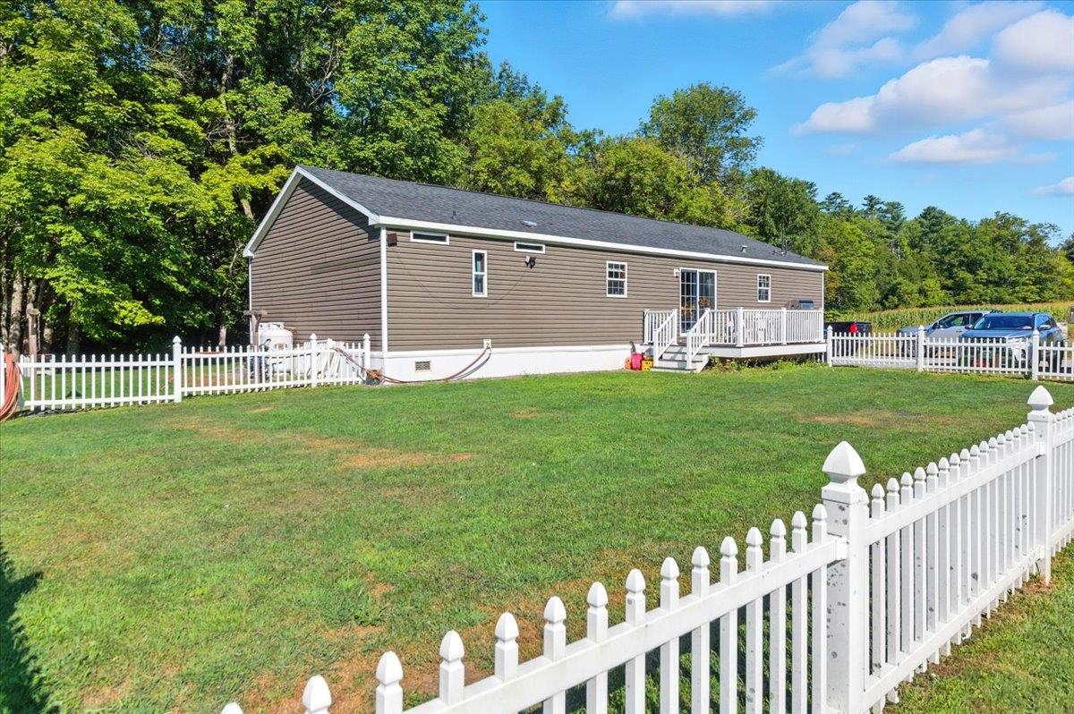 1433 N 116 Road Unit: B