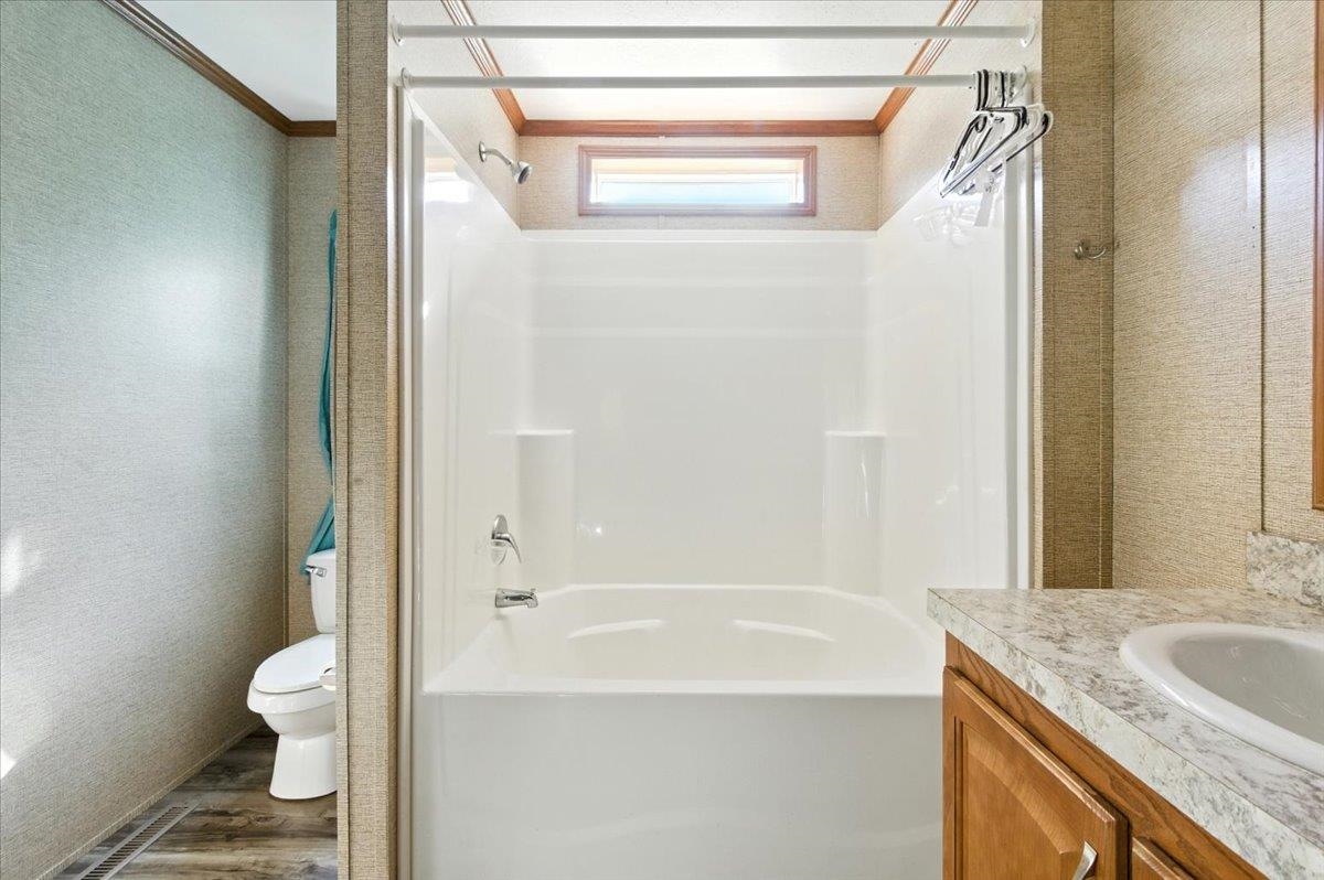 1433 N 116 Road Unit: B
