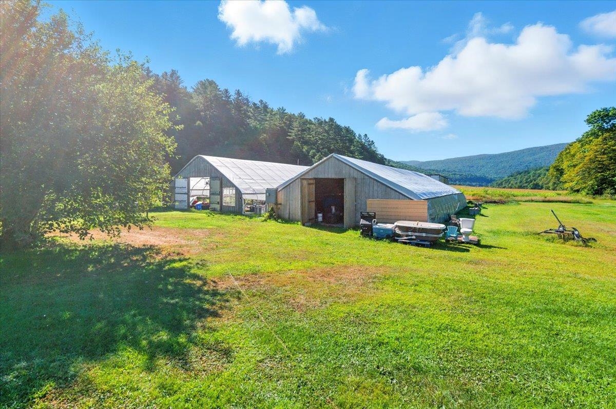 1433 N 116 Road Unit: B