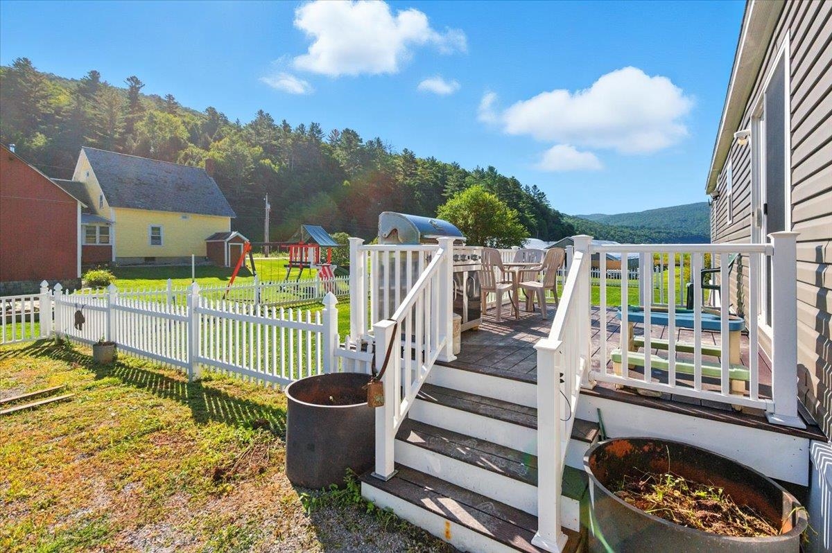 1433 N 116 Road Unit: B