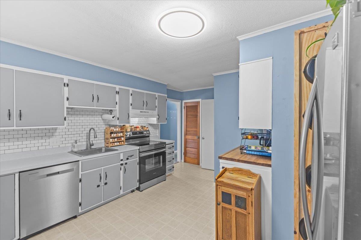 28 Ridgewood Terrace