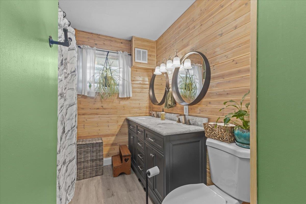 28 Ridgewood Terrace