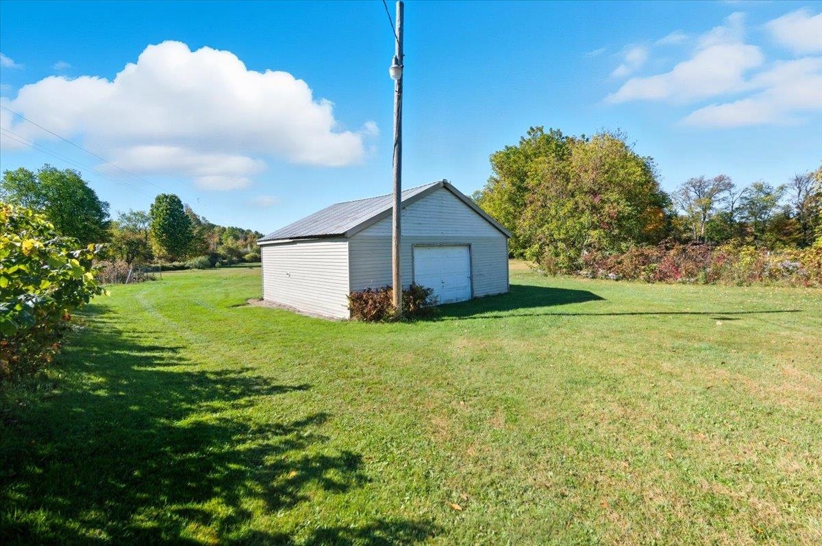 455 Hardwood Hill