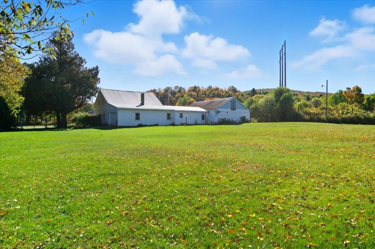 455 Hardwood Hill